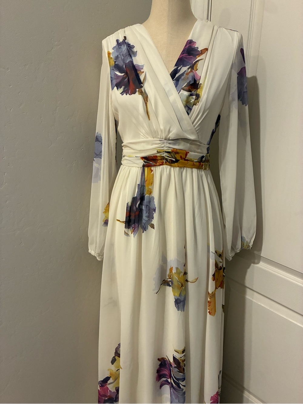 Cream Abstract Floral Long Sleeve Wrap Maxi Dress Cottagecore Boho Chic size M